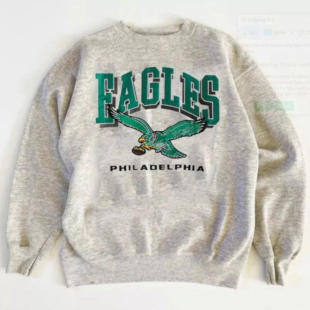 Philadelphia Eagles Logo Graphic Crewneck Sweatshirt